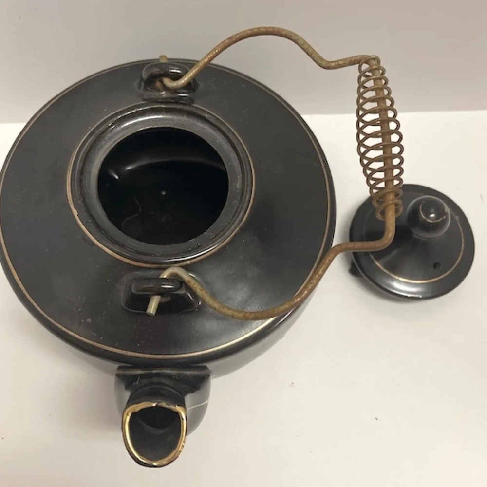 Vintage Japanese‎ Redware Teapot Gold Trim 1960’s